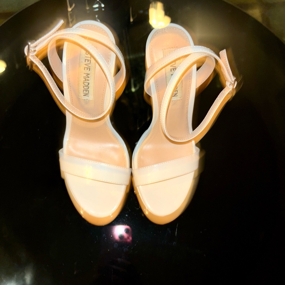 👡Tan Steve Madden Heels 👡